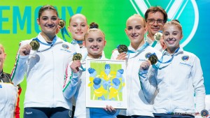 podium wag q sfe03532a copia simone ferraro ph